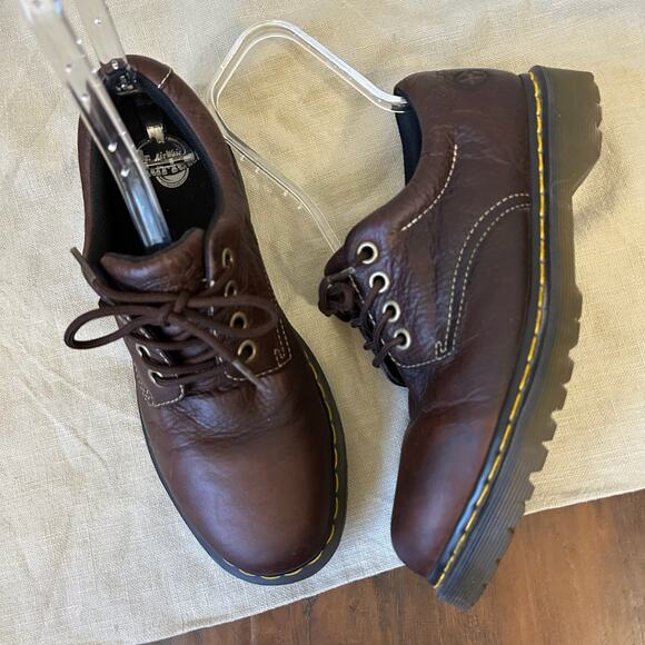 DR. MARTENS Boston Shoes Brown Leather Lace Up Oxford Preppy